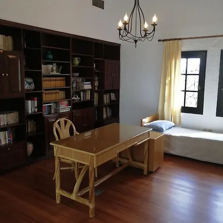 Orange Grove Villa *