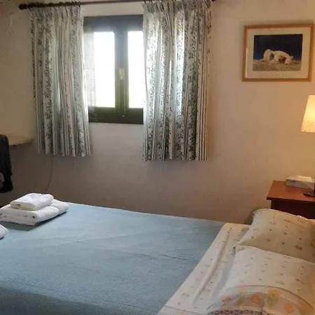 Orange Grove Nea Tirins